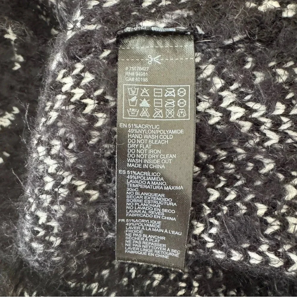 F21 black fuzzy oversized crew neck sweater - Picture 6 of 6